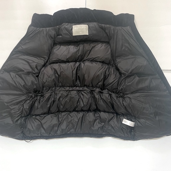 Athleta Lofty Velvet Down Vest Size XS - Picture 6 of 15